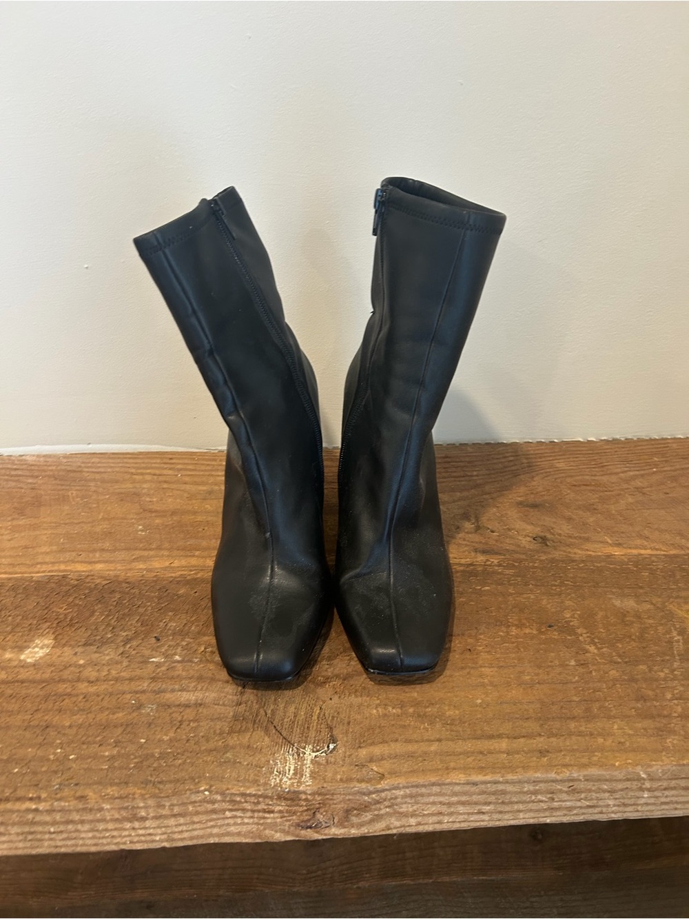 Black Women's Mid-Calf Square-Toe Stretch Boots 7